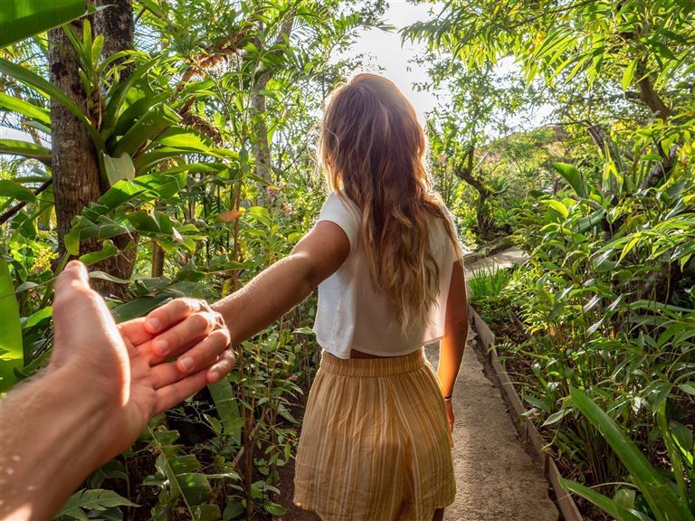 Geheimnisvolles Costa Rica: Vulkane und Regenwald ©swissmediavision/istock